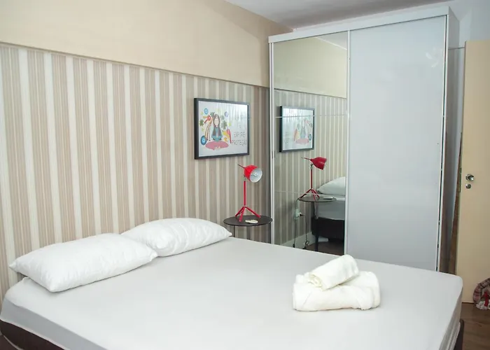 Apartamento Entre Parque Moinhos E Country Club Poa Zg6320